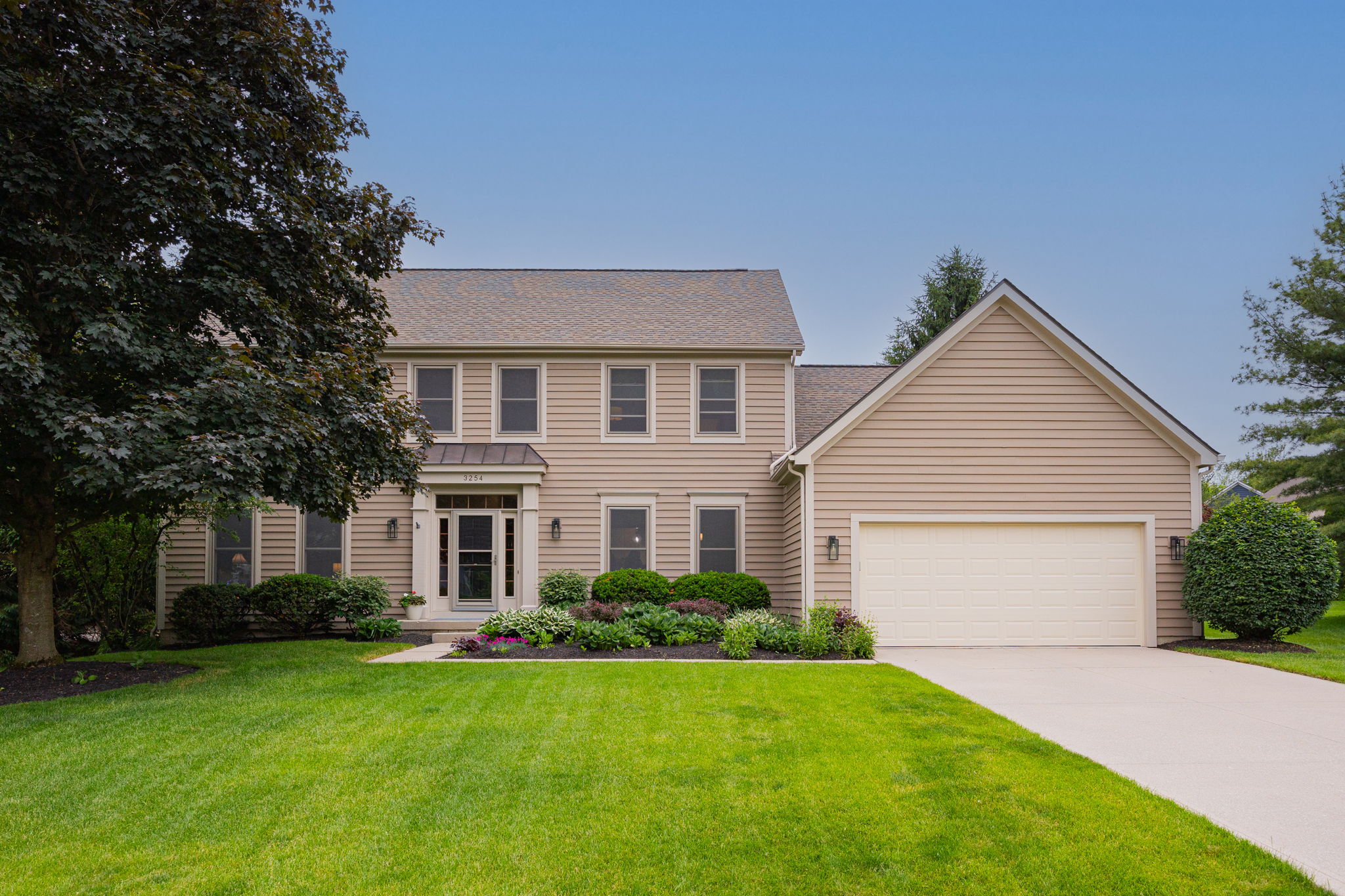 3254 Harbor Dr