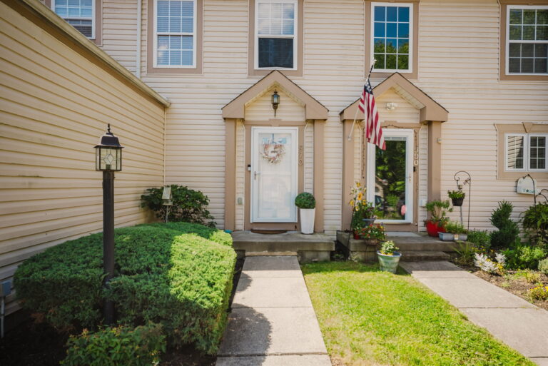 970 Sara Ct